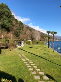 Superb villa with panoramic view over Lake Maggiore - Image 4