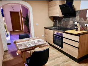 Nature Bed&Beauty Suite - Image 3