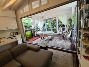 Close to the City, Airport, Train Station & Beach - Image 2