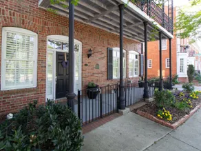 Downtown Greensboro Retreat - Image 4