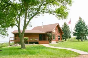 Secluded Lake View Log Cabin on 40 Acres - Image 2