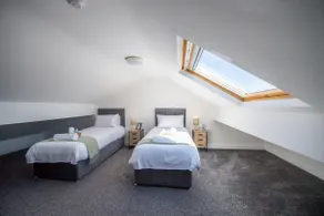 Modern flat in the heart of Liverpool - Image 5