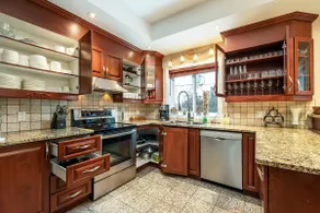 Sunny Estate, Swimming Pool & Spa. 25 min, DTW MTL - Image 4