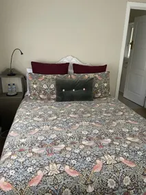 Cosy up at The Dovecote Suite, Dandenong Ranges - Image 2