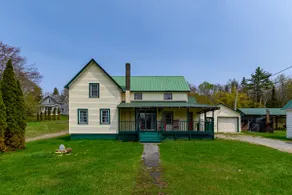 Gore Mtn Camp: 4BR, Office, 1GB WiFi, rafting, cellars - Image 2