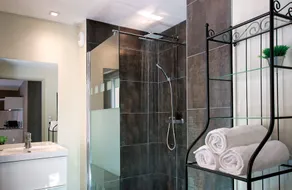 Aparthotel for 2 to 4 people - Image 5