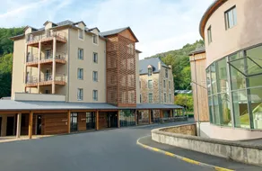 Aparthotel for 2 to 4 people - Image 3