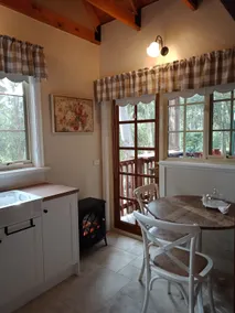 Enchanted Rose Cottage Romantic Getaway - Spa - Image 4