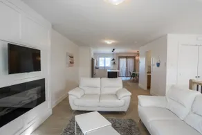 Stylish, Modern 3BR in Moncton - Image 2
