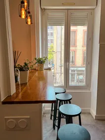 Spacious and comfortable, 15 minutes from the train station (A/C) - Image 2