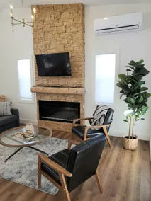 Copper Shore Lake House - Doncaster - Image 2