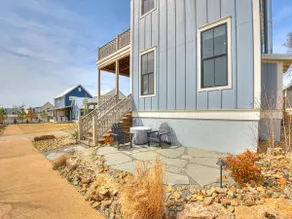 Bourbon Hollow | Coastal Chic - Image 3