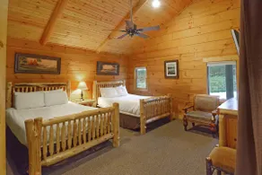 C48 - 4 Queen Beds, Hot Tub, Pet Friendly - Image 2
