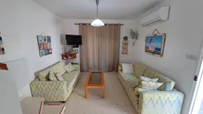 Relaxing Seaside Manors - Image 3