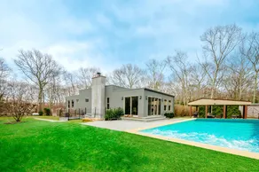 Hamptons Retreat w/ Heated Pool Near Village - Image 3