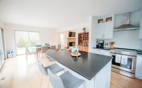 Hamptons Retreat w/ Heated Pool Near Village - Image 4