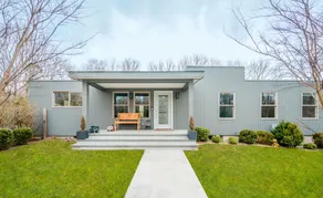 Hamptons Retreat w/ Heated Pool Near Village - Image 2