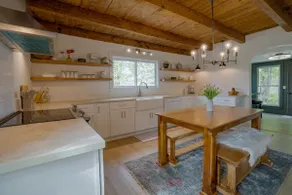 The Onyx Chalet by Keuka Lake - Image 4