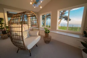 Sea-Renity Haven: Oceanfront family retreat - Image 4