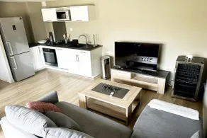 Between Vines and Sea, apartment + Wifi, A/C, Netflix - Image 3