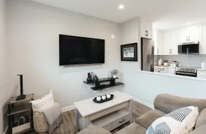 Charming Carriage Home - Image 3