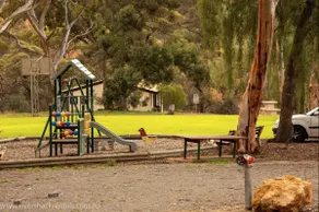 Aruma Shack 8 - Willowdene - Image 4