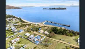 Island Escapes - Image 2