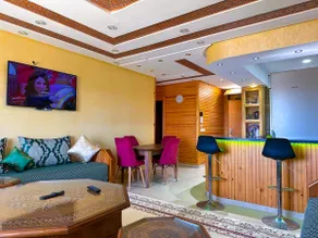Lux'Or Scandinavian-style, pool & play area - Image 3