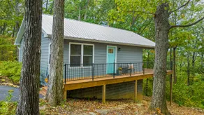 Bud’s Place.  Romantic getaway.  Hot tub - Image 5