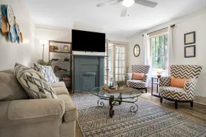 Family/pet-friendly with ACRES of outdoor space! - Image 3