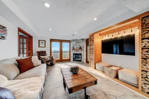 Mountain Luxury - Hot Tub Amazing Views & More - Image 3