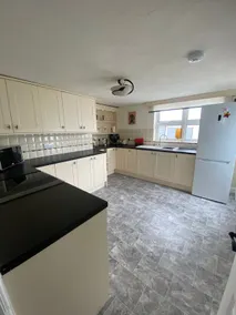 Stunning Two bed cottage - Image 4