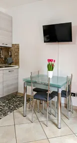 Delightful house, garden and parking space in Ciampino - Image 2