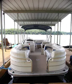 *Lakefront, amazing views - Image 2