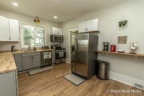 Accented ”Lakeside Neighborhood” Family Home - Image 3