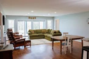 Ultimate Country Home with a 4800 sq.ft shed- pickle ball, corn hole, and more!! - Image 2