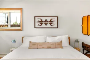RetroModern Bungalow | free parking | pet friendly - Image 4