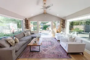 South Congress Oasis | Pool, Hot Tub & Sunroom - Image 4