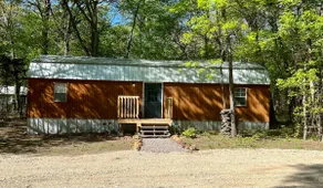 Secluded lofted 1 bedroom cabin in the woods - Image 2