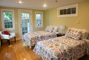 Old Town Gardens, Private Getaway - Image 4