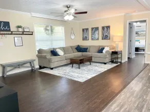 Creekside Charmer near I-26 w/ POOL TABLE - Image 4