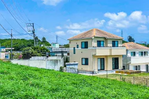 [Maximum 14 people] Spacious and comfortable private rental accommodation | Great access to Naha | Parking for 4 cars - Image 2