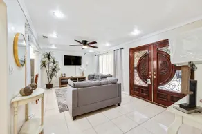 Charming Remodeled 2BD/1BTH Near 10FW/605 FWY DTLA - Image 4