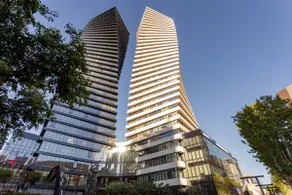 Luxurious 1BR in Axis Towers w/ stunning city view - Image 2