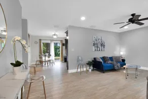 Spacious & Modern Home - Perfect for Your Family! - Image 5