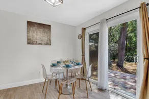 Spacious & Modern Home - Perfect for Your Family! - Image 4