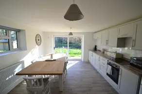 3 bed converted chapel with lake view - Image 3
