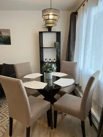 #10 Midtown 2 BR Top Floor Apt - Image 5