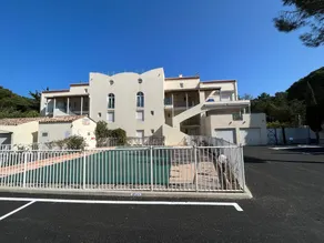 Garden + Parking, 3-minute walk to the beach - Image 4