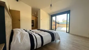 Charming house with pool - Image 3